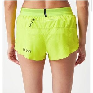 Janji Women's AirFlatOut 3" Middle Short Super H2O Med